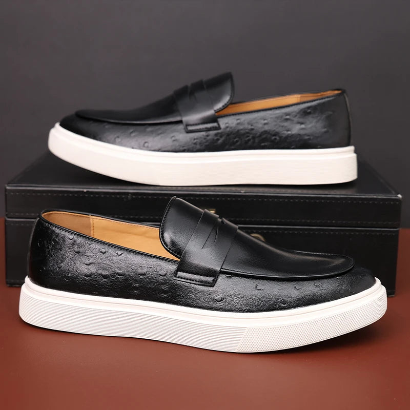 New Black Sneakers Men Vulcanize Shoes Brown Slip-On Size 38-46 Zapatos De Hombre Men Shoes